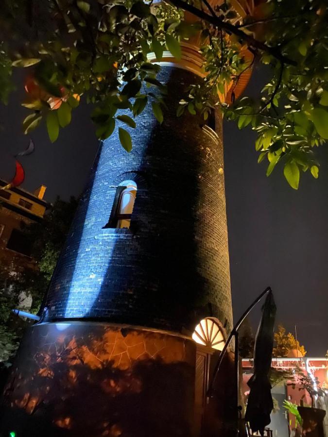 Water Tower Budapest 1097 부다페스트 외부 사진